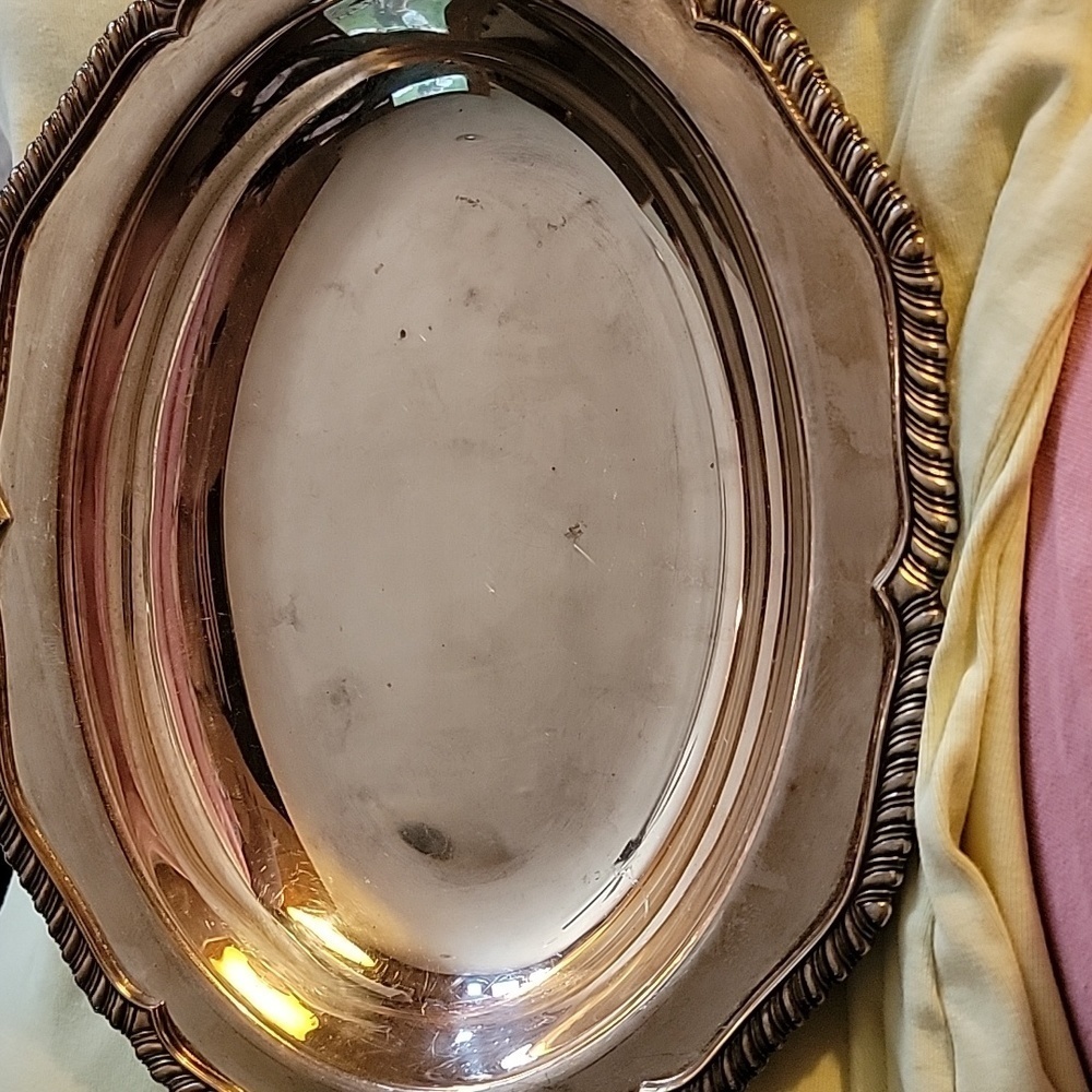 EGW&S International Silver Co Staffordshire 4412 Serving Dish